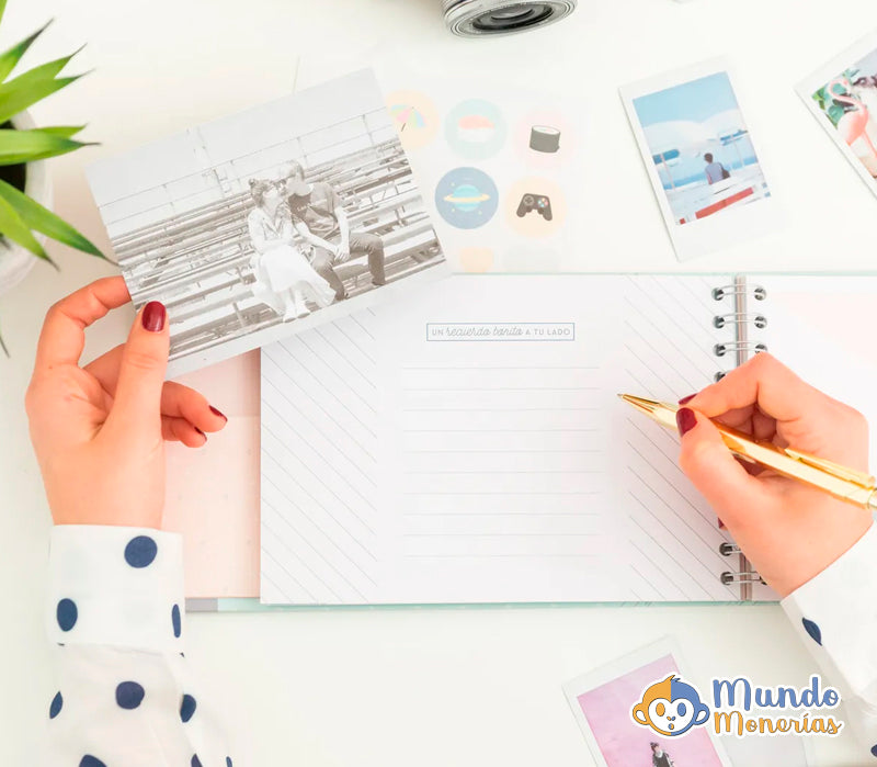 ÁLBUM - TÚ Y YO Y TODO LO BONITO QUE NOS HA PASADO